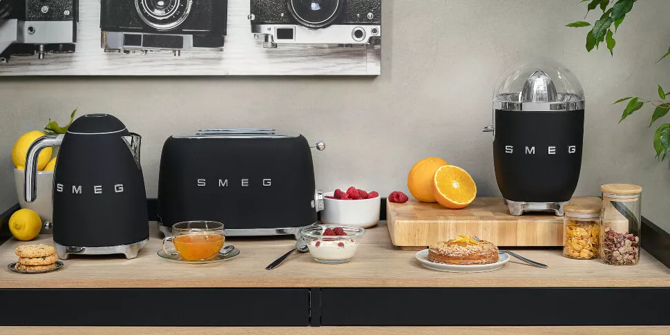 Кухонные весы Smeg теперь с функцией автоотключения и зарядкой через USB